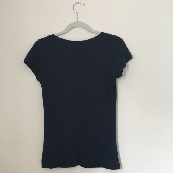 Hollister Short Sleeve Logo Top - Picture 3 of 3